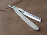 Wilkinson 'Pall Mall' straight razor (VR77)