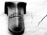 Parker safety razor pouch in black - Bundubeard