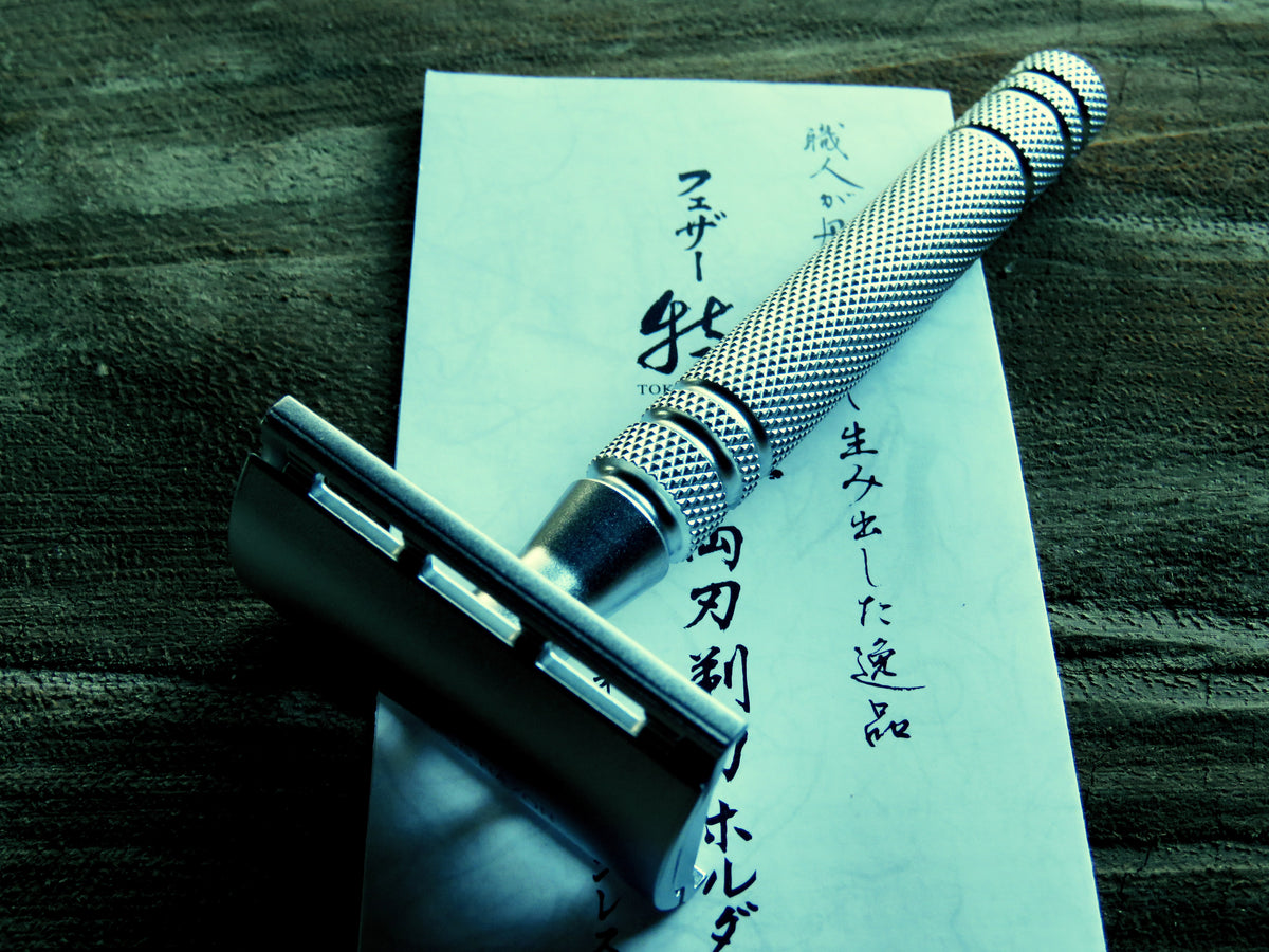 Feather AS‑D2（フェザー AS‑D2） ステンレス製 Feather AS-D2 Stainless Safety Razor – Bundubeard