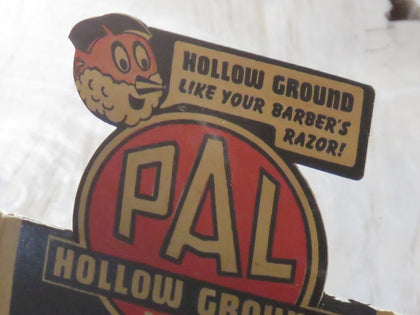 Vintage razor blades