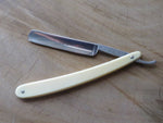 Kaufmann razor (VR32)