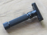 Pearl Flexi adjustable solid bar razor. Black edition.