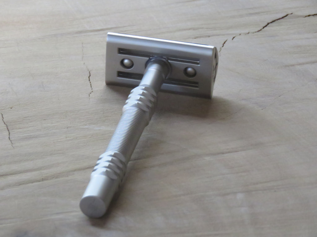 Pearl L-65 semi slant safety razor with stainless steel handle – Bundubeard