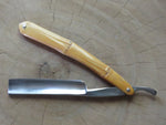 Imperial 'Fully warranted' razor (VR 74)