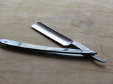 J Wiss & Sons vintage razor (VR11)