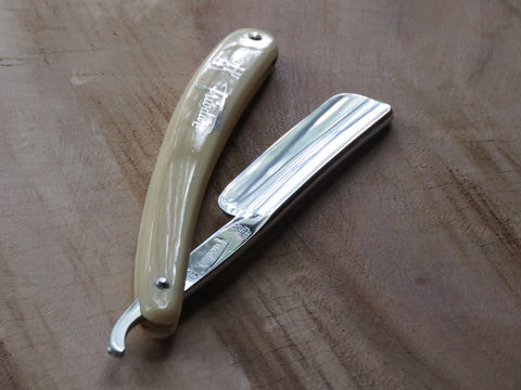 J.A Henckels straight razor (VR88)