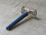 British made Gillette Slim twist (Knack) B2 1981 (V291)