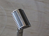 Yaqi aggressive head razor with Stainless steel Razorock super knurl handle (UR13)