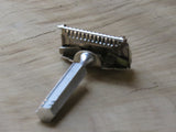 Ever ready 1912 British made single edge razor (V288)