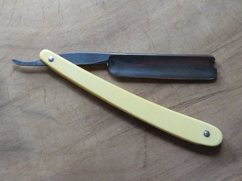 W.H. Morley and sons Clover brand razor (VR17)