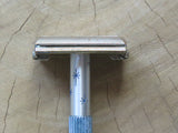 Gillette Lady Starburst Blue L2 1966 (V302)