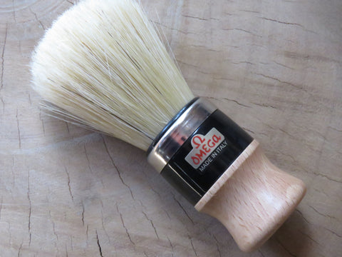 Omega '20102' boar brush