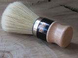Omega '20102' boar brush