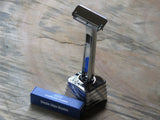 Twin blade safety razor DE33