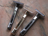 Twin blade safety razor DE33