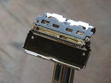 Twin blade safety razor DE33