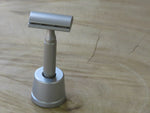 Rockwell razor stand