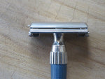 British made Gillette Slim twist (Knack) V3 1975 (V395)