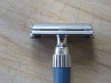British made Gillette Slim twist (Knack) V3 1975 (V395)