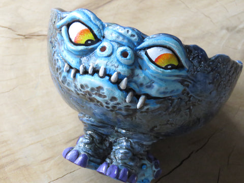 Troll bowl 9