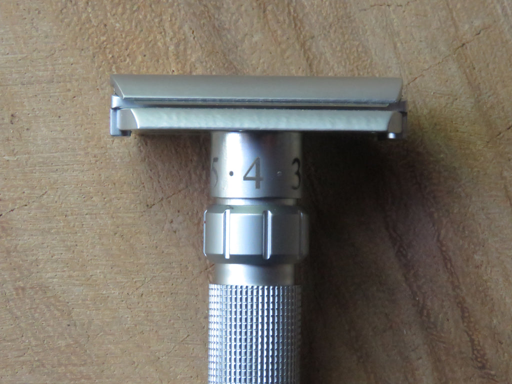 Pearl Flexi adjustable razor – Bundubeard
