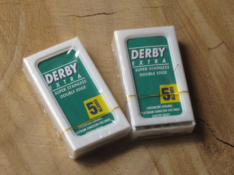 Derby double edged safety razor blades.