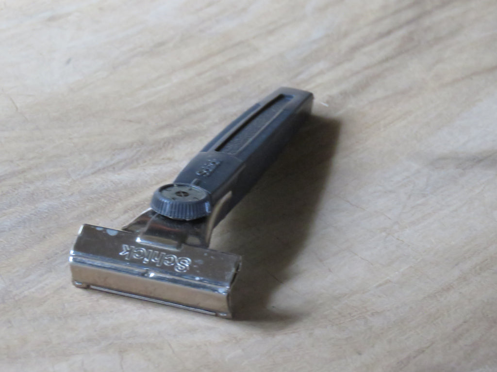 Schick adjustable injector razor (V237) Type M1 – Bundubeard