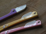 Flamingo ML folding eyebrow razor