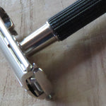 Gillette Flare tip Black handle S4 1972 (V207)