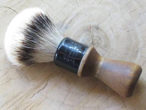 Strong set 'Set in rubber' Vintage brush (VB18)