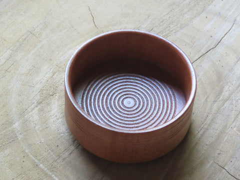 Pikanini bowl from rubber wood