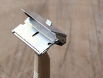 Gem Featherweight single edge razor (V200)