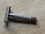 Gillette Red tip C1 1957 (V264)