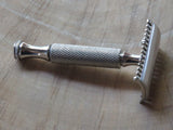 Wade and Butcher safety razor (V213)