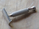 Wade and Butcher safety razor (V213)