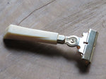 Schick G8 single edge injector razor  (V56)