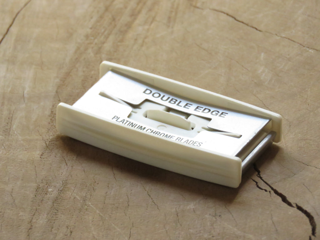 Used Razor Dispenser Vintage razor blade dispenser. – Bundubeard
