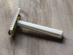 Good humor open comb 2-piece razor 1932-1936 (V155)