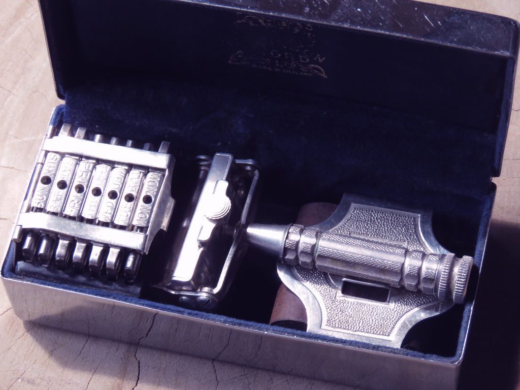 Wilkinson razor Empire model 7 day set (V278) – Bundubeard