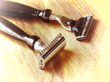 Cartridge/Safety Razor in black bakelite - Bundubeard