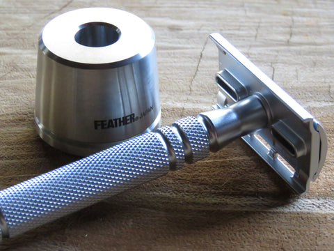 Feather AS-D2S Stainless Safety Razor with Stand - Bundubeard