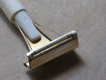 Schick Type K Lady Eversharp Beauty Razor  (V77)